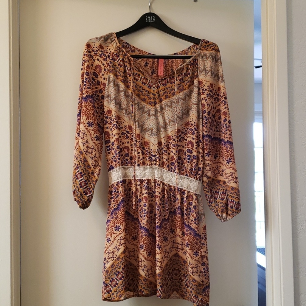 Short dress